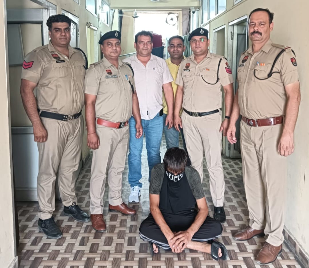 पुलिस चौकी रामपुरा की टीम ने एक युवक को 26.21 ग्राम हेरोइन (स्मैक) सहित किया गिरफ्तार