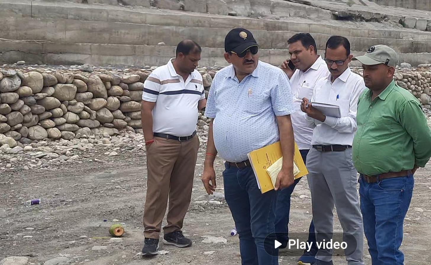 डायाफ्राम वाल का विभागीय विजिलेंस की टीम ने किया निरीक्षण, टीम के सवालों का कोई जवाब नहीं दे पाए सिंचाई विभाग के अधिकारी
