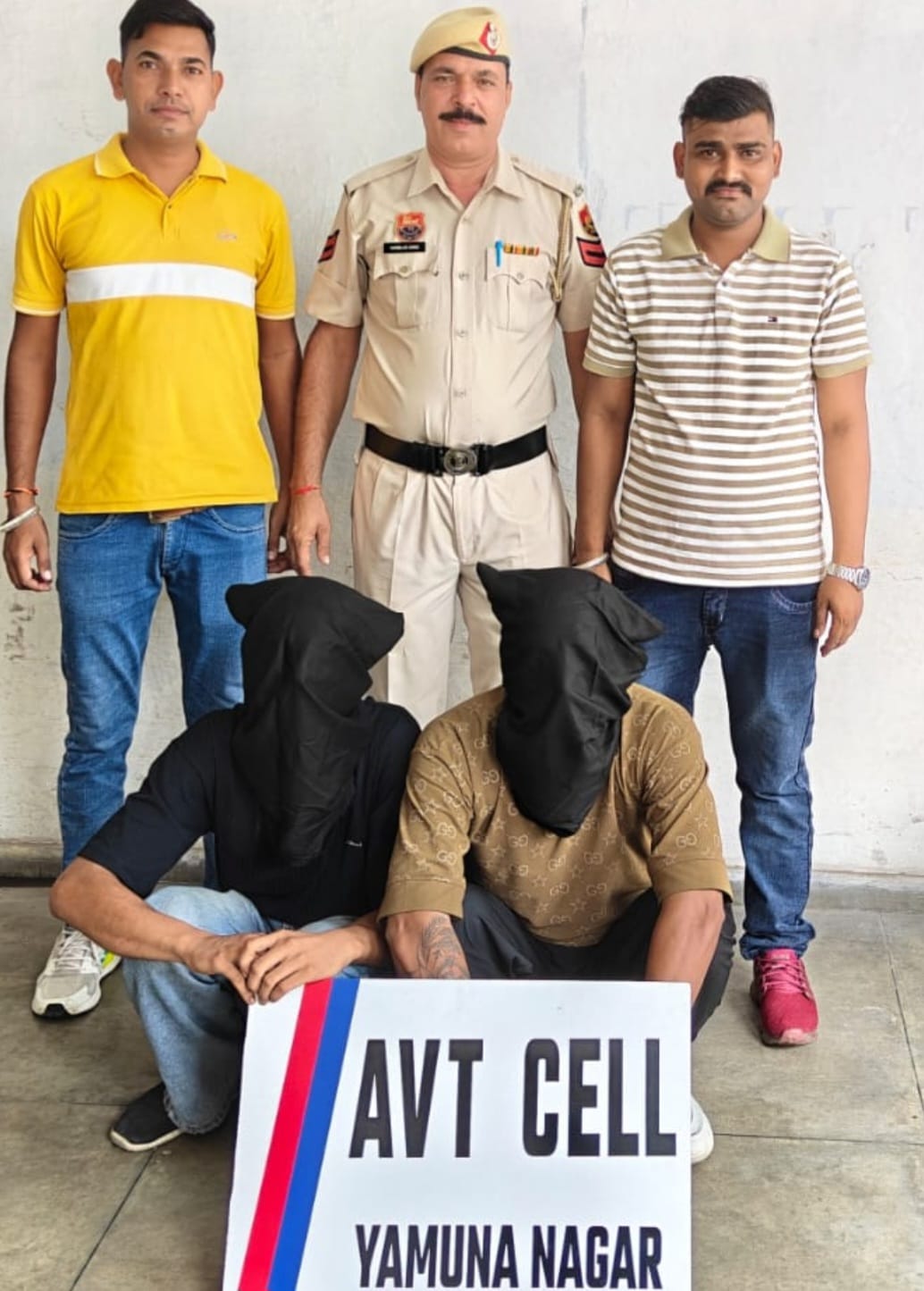 एंटी व्हीकल थेप्ट सेल की टीम ने दो बाइक चोरों को चोरी की बाइक सहित किया गिरफ्तार