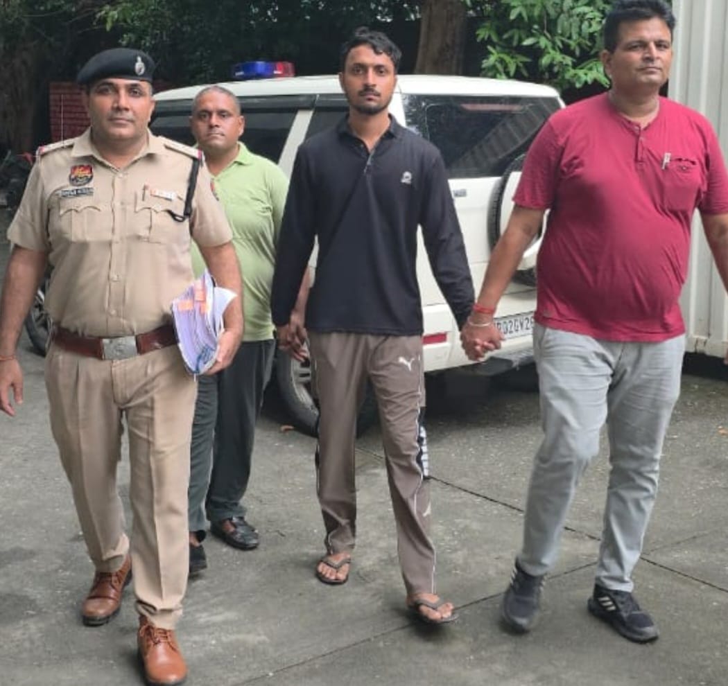 किसानों से धोखाधड़ी करने के आरोप में एक आरोपी गिरफ्तार, होगी पूछताछ
