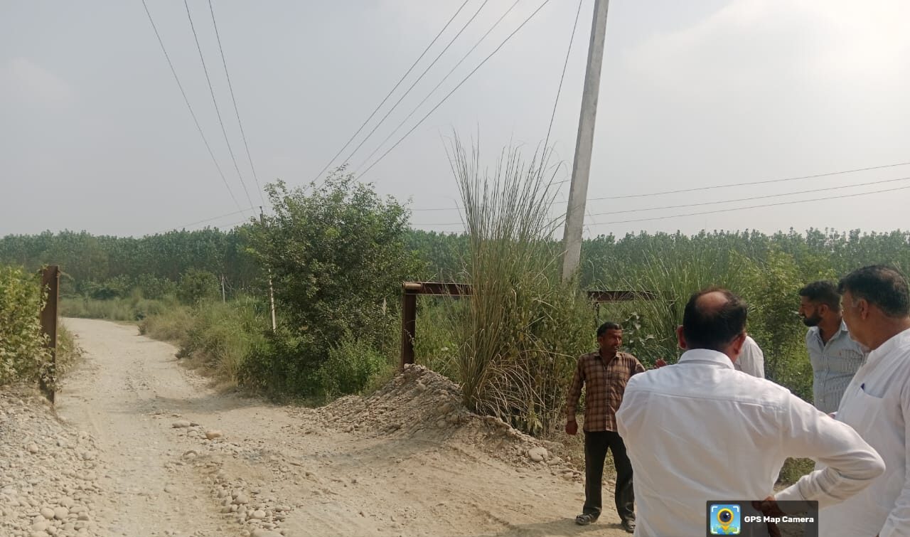 पंचायती जमीन से अवैध खनन, पंचायत ने प्रस्ताव दिया ब्लाक कार्यालय ने पत्र लिख दिया, बात खत्म