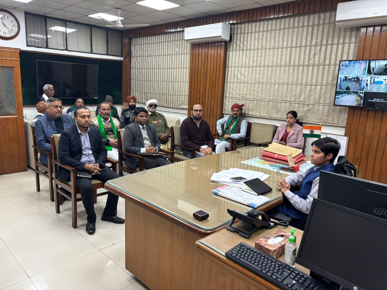 डीसी ने किसानों के साथ बैठक में एनएचएआई द्वारा बनाए जा रहे रास्ते पर किया विचार- विमर्श