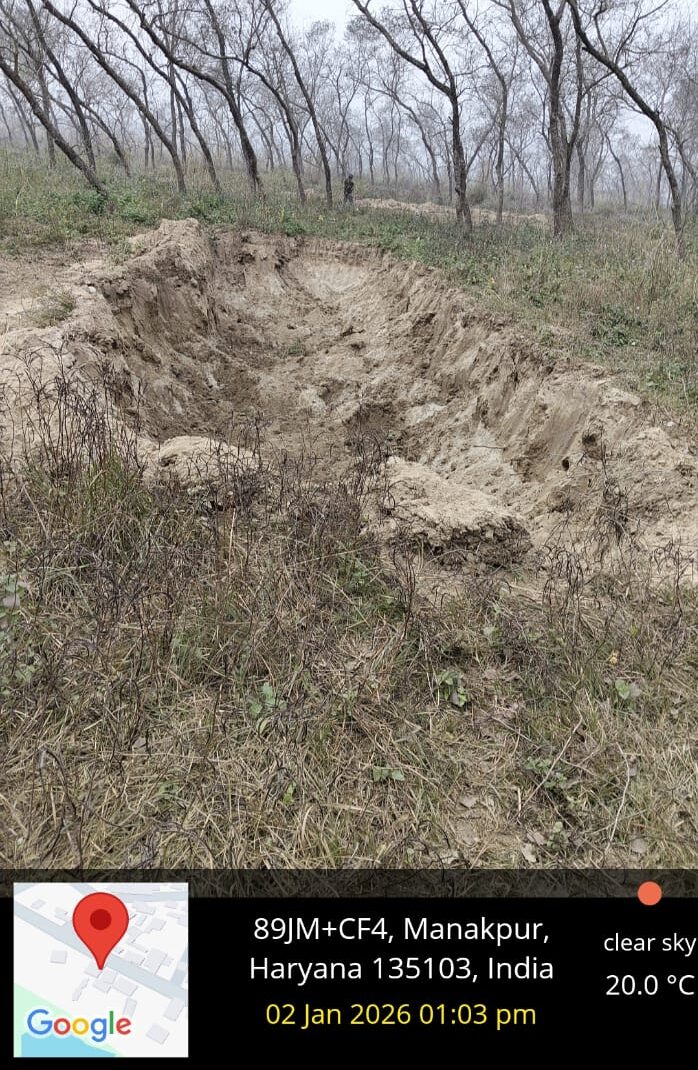 मानकपुर में पंचायती जंगल से शीशम के अवैध कटान के बाद अवैध खनन, एसडीएम ने सूचना के बाद दिए कार्रवाई के आदेश