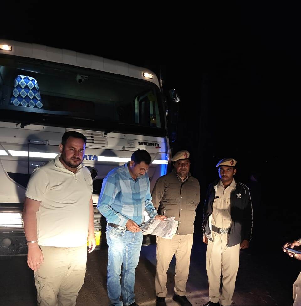 व्यासपुर एरिया में अवैध खनिज परिवहन पर हंटर:  एक ट्रैक्टर-ट्राली ओर तीन डंपर जब्त, 88 हजार रुपया जुर्माना लगाया