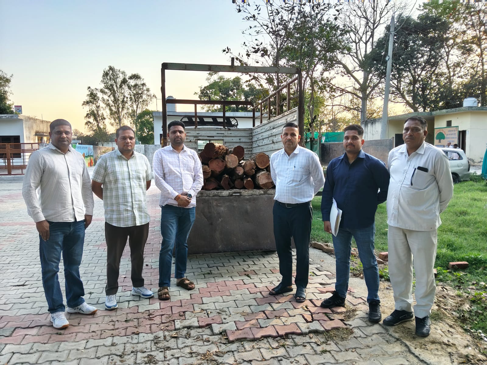 यमुनानगर में खैर तस्करों का दुस्साहस, वन कर्मियों पर गाड़ी चढ़ाकर भागने का किया प्रयास