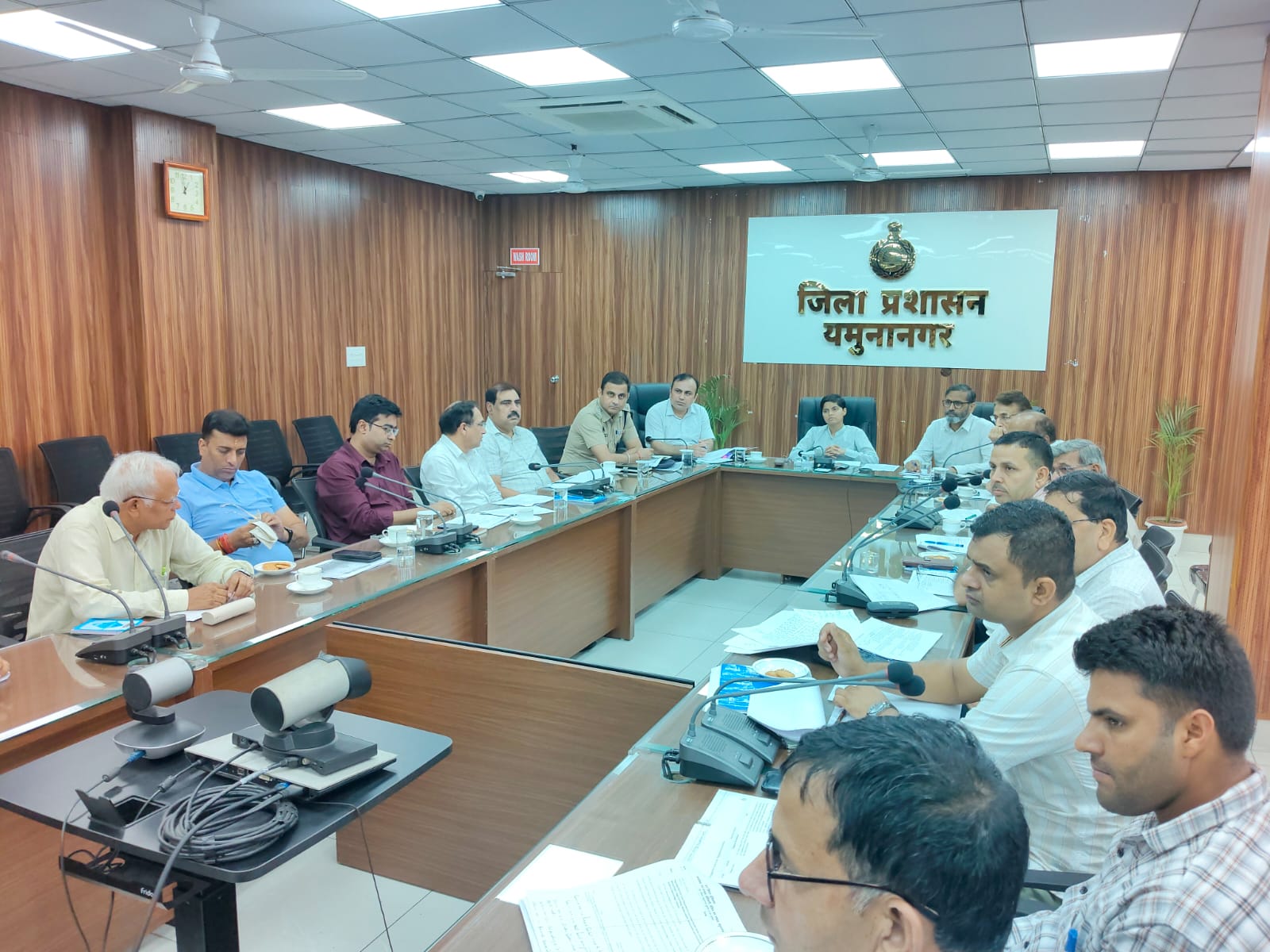 जोनल मास्टर प्लान को अंतिम रूप देने की कवायद तेज, डीसी ने विभागों की ली समीक्षा बैठक